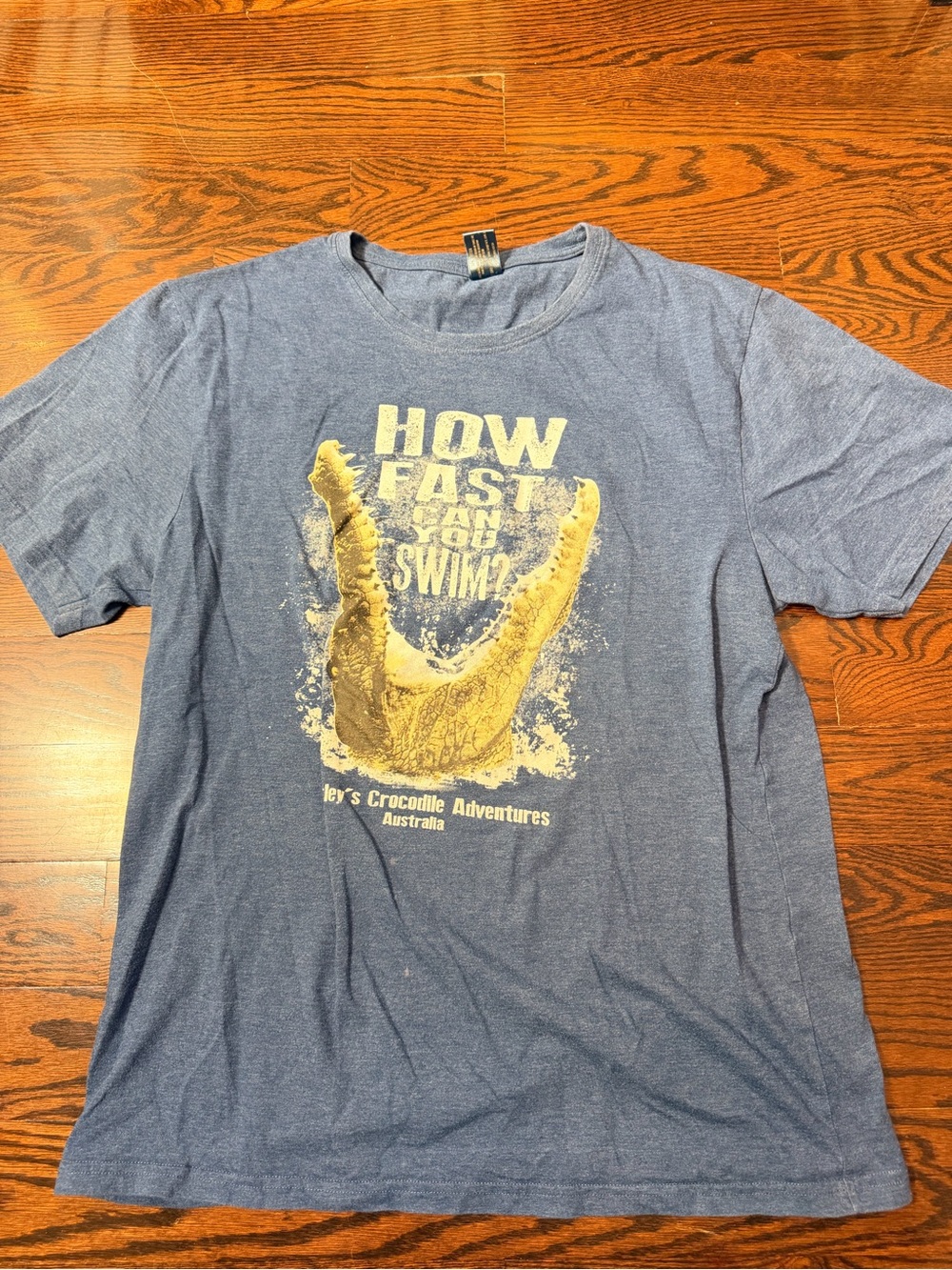 Vintage 90’s Men's Blue Graphic Tee - How Fast Do You Swim? XL